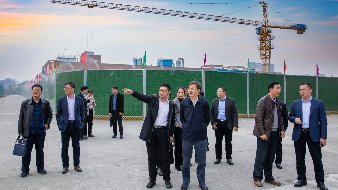 江蘇省政府參事調(diào)研四川海蓉藥業(yè)，共話川藥發(fā)展之路