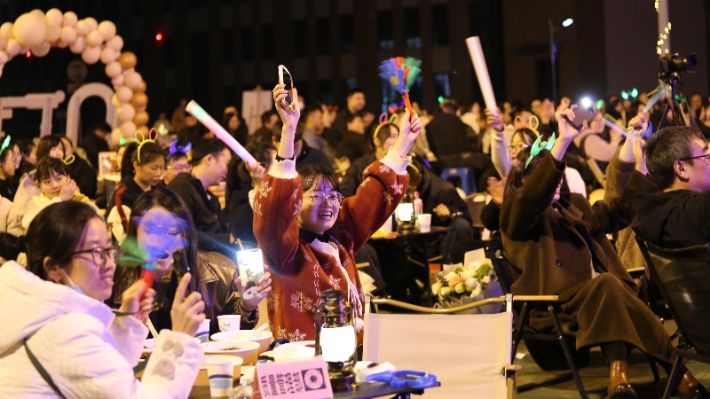 文化周|盡享美食，“音”愛(ài)而來(lái)，海蓉開(kāi)展告白音樂(lè)會(huì)暨美食節(jié)活動(dòng)